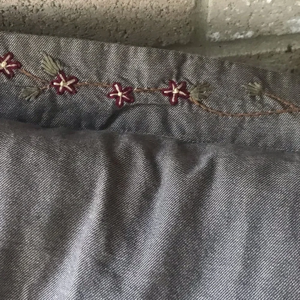 Pottery Barn Floral Vine Pillow Sham